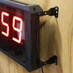 Titan Gym Timer -Polar Fitbit Shop 211c1e0b83b9c69fa9c4bdede203c1e3 5d0a75586e5b3 600x600 1