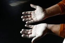 Togear Liquid Chalk -Polar Fitbit Shop e3ca0449fa2ea7701a7ac53fb719c51a 5d0a75739d3cd 600x400 1